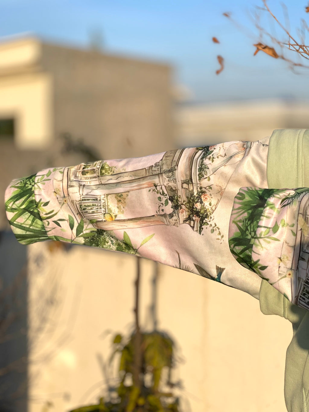 Botanical Whisper Sleeve