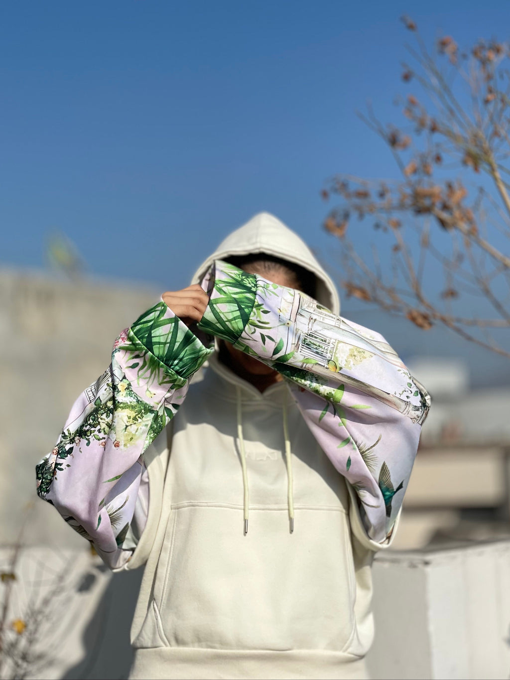 Botanical Whisper Sleeve