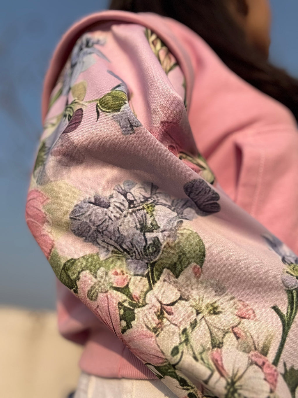 Blush Whisper Sleeve