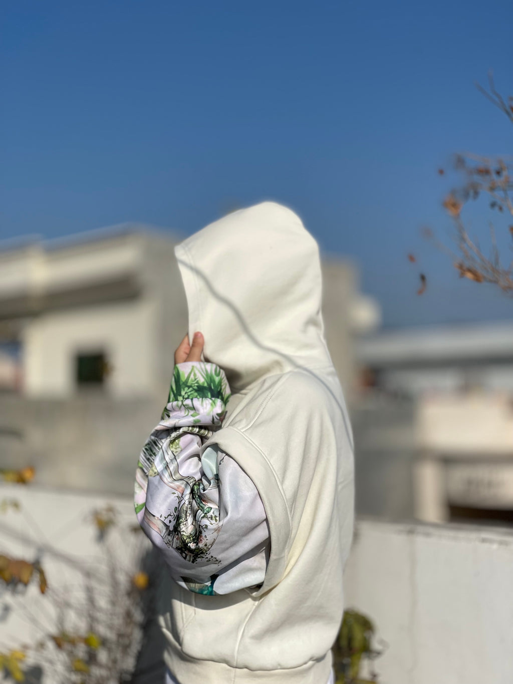 Botanical Whisper Sleeve