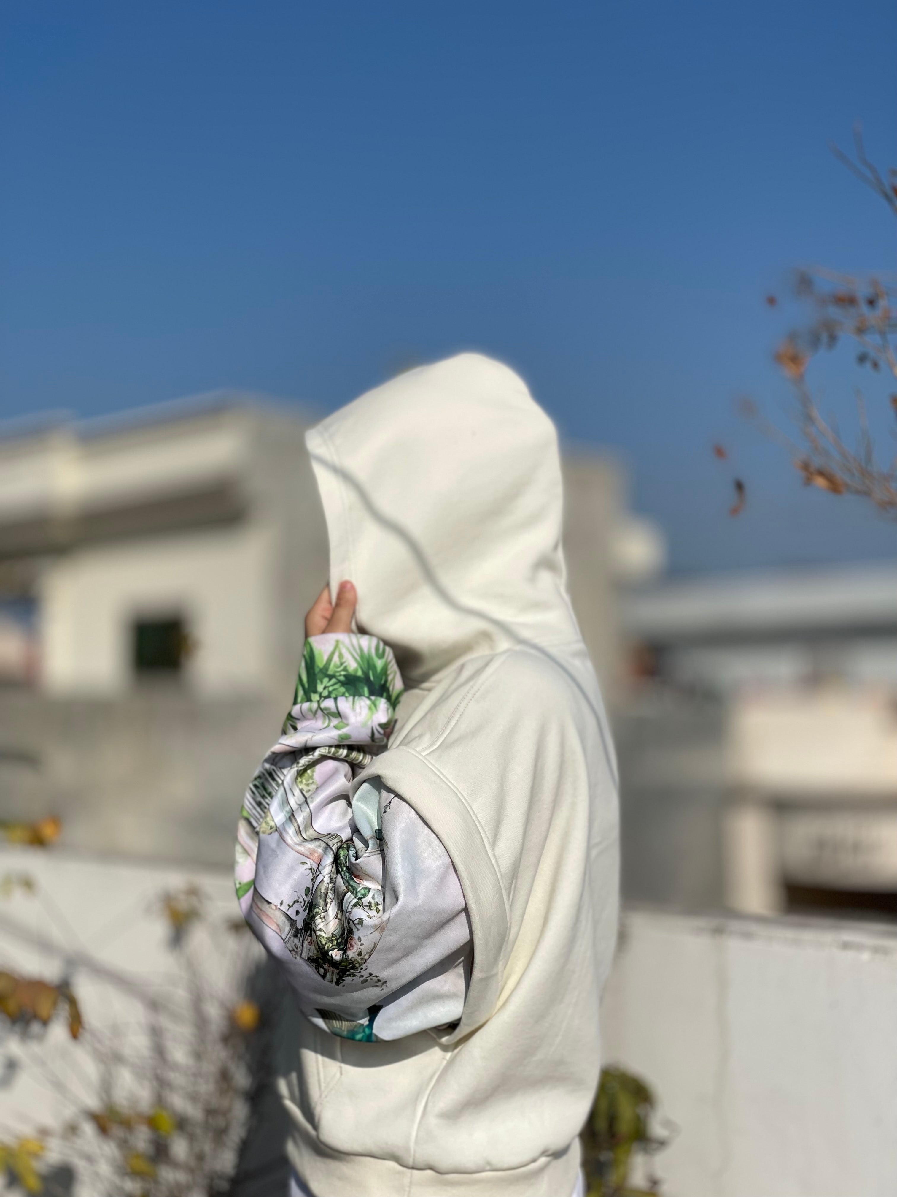 Botanical Whisper Sleeve